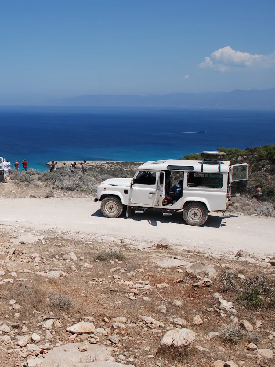 11-Land-Rover-Treasure-Safari-Paphos-Jeep-Cyprus-coast-stop